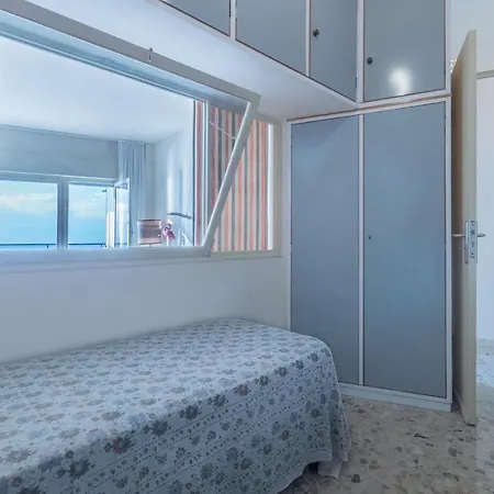 La Finestra Sul Mare Apartment *